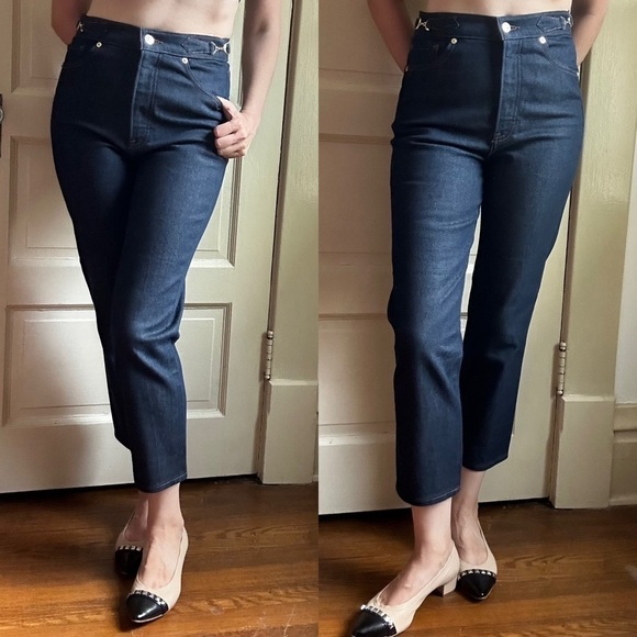 Express NWT Super High Rise Horse Bit Mom Jeans - Picture 1 of 8